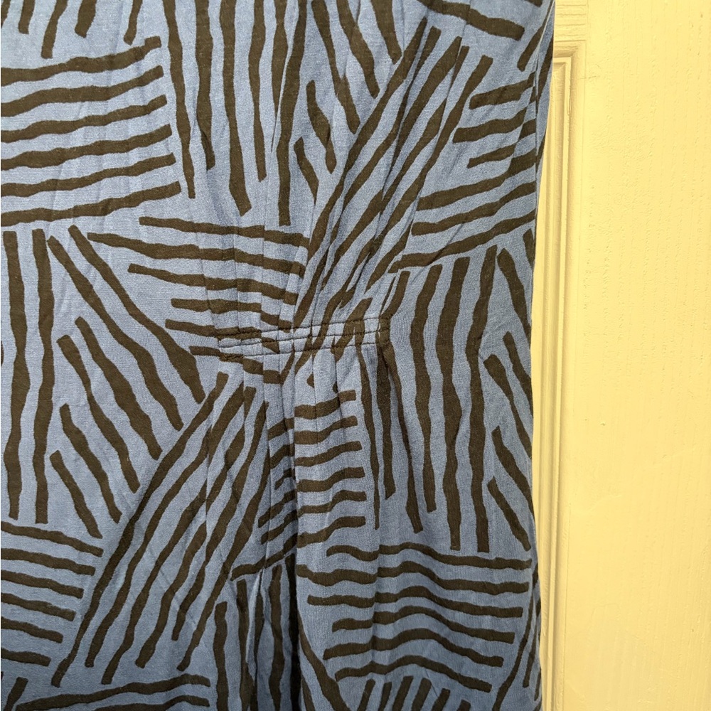 Blue Patterned Women's Skirt - Picture 3 of 4
